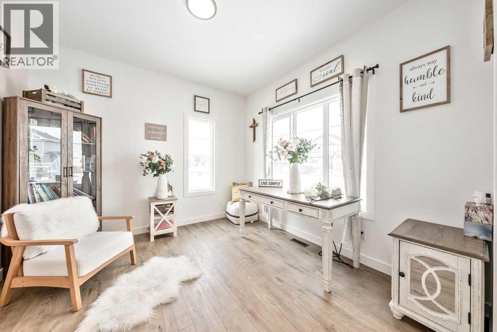 127 Brander Avenue, Langdon, Alberta  T0J 1X2 - Photo 11 - A2289057