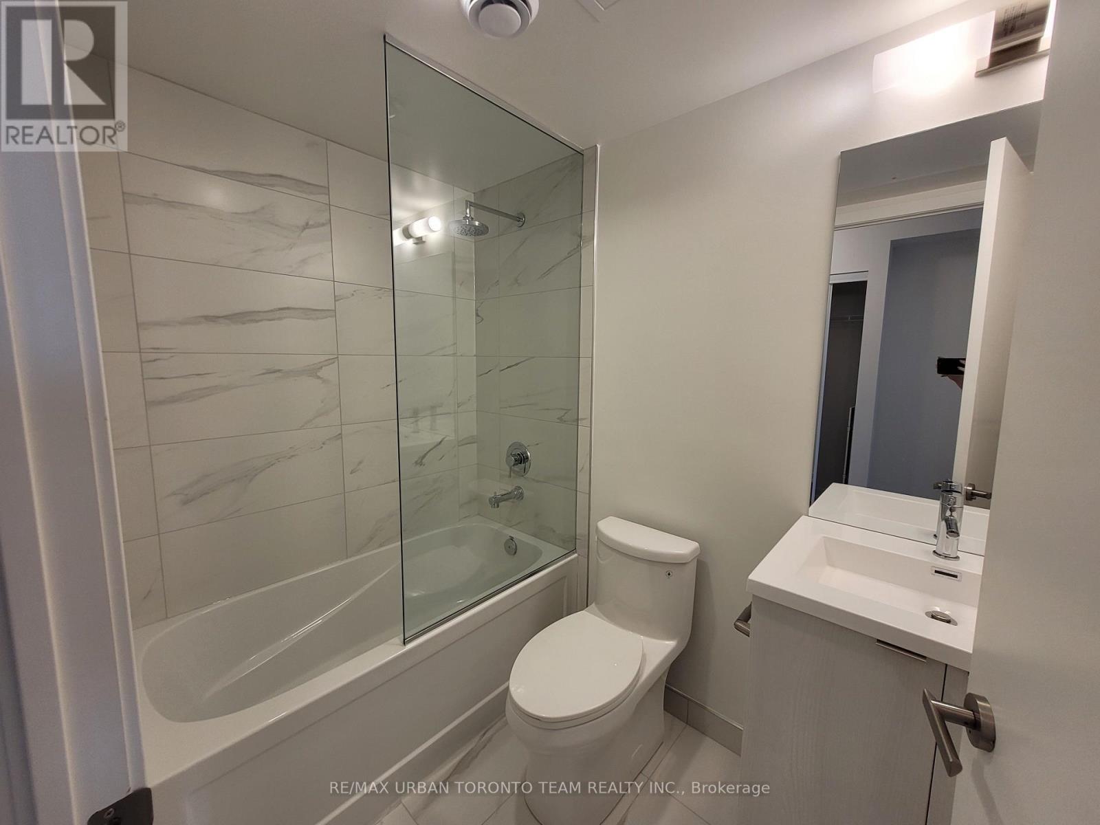 4116 - 138 Downes Street, Toronto, Ontario  M5E 0E4 - Photo 12 - C12842960