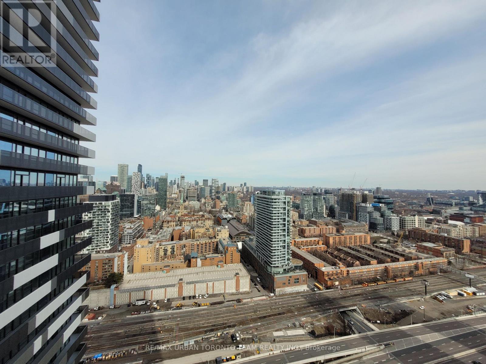 4116 - 138 Downes Street, Toronto, Ontario  M5E 0E4 - Photo 9 - C12842960