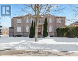 56 MOREAU TRAIL, Toronto, Ontario
