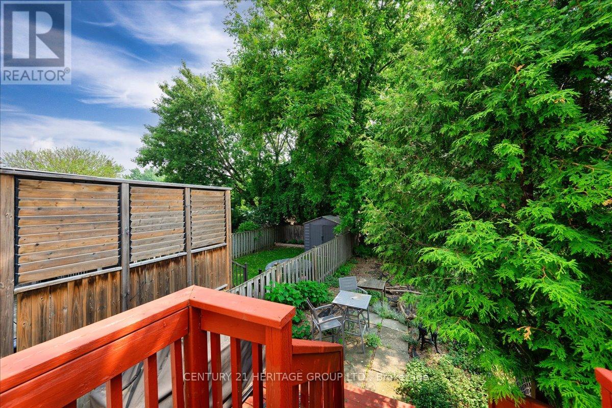 169 King Edward Avenue, Toronto, Ontario  M4C 5J7 - Photo 28 - E12843014