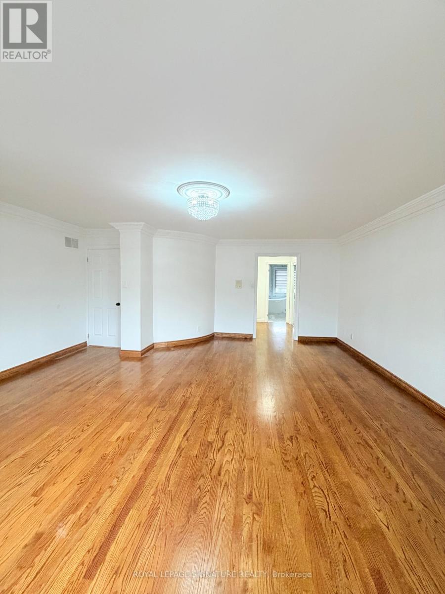 Main - 16 Oak Knoll Crescent, Toronto (Rouge), Ontario  M1B 4V4 - Photo 16 - E12843086