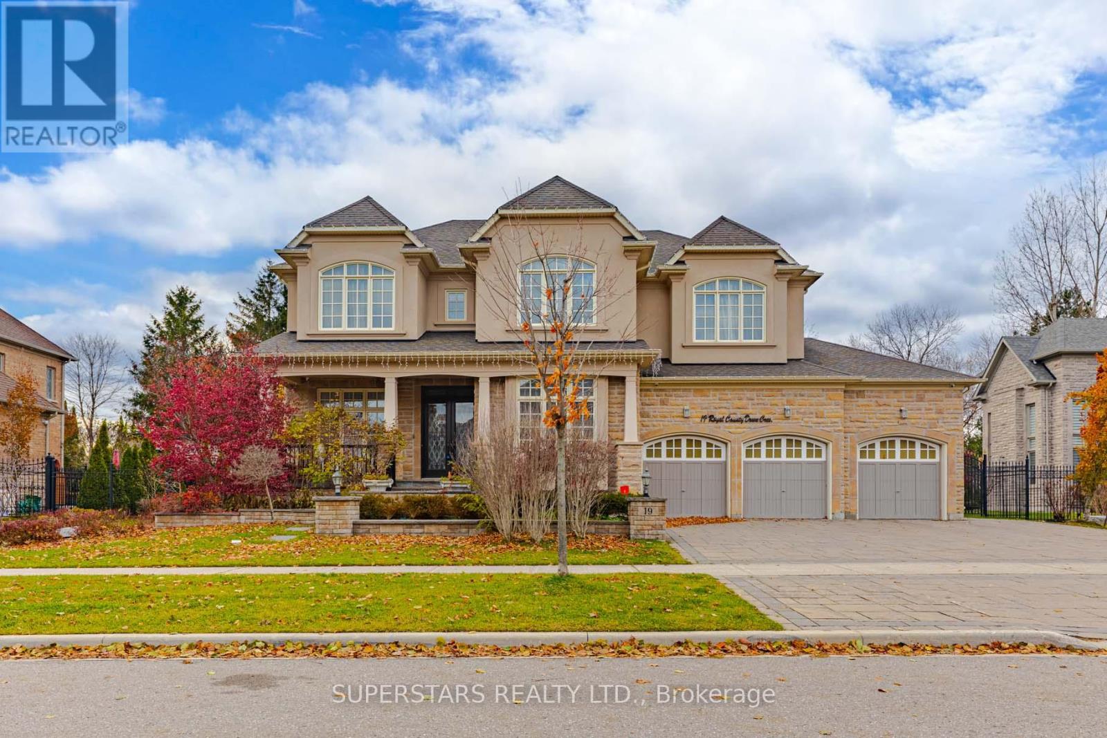 19 Royal County Down Crescent, Markham, Ontario  L6C 0K1 - Photo 1 - N12842950