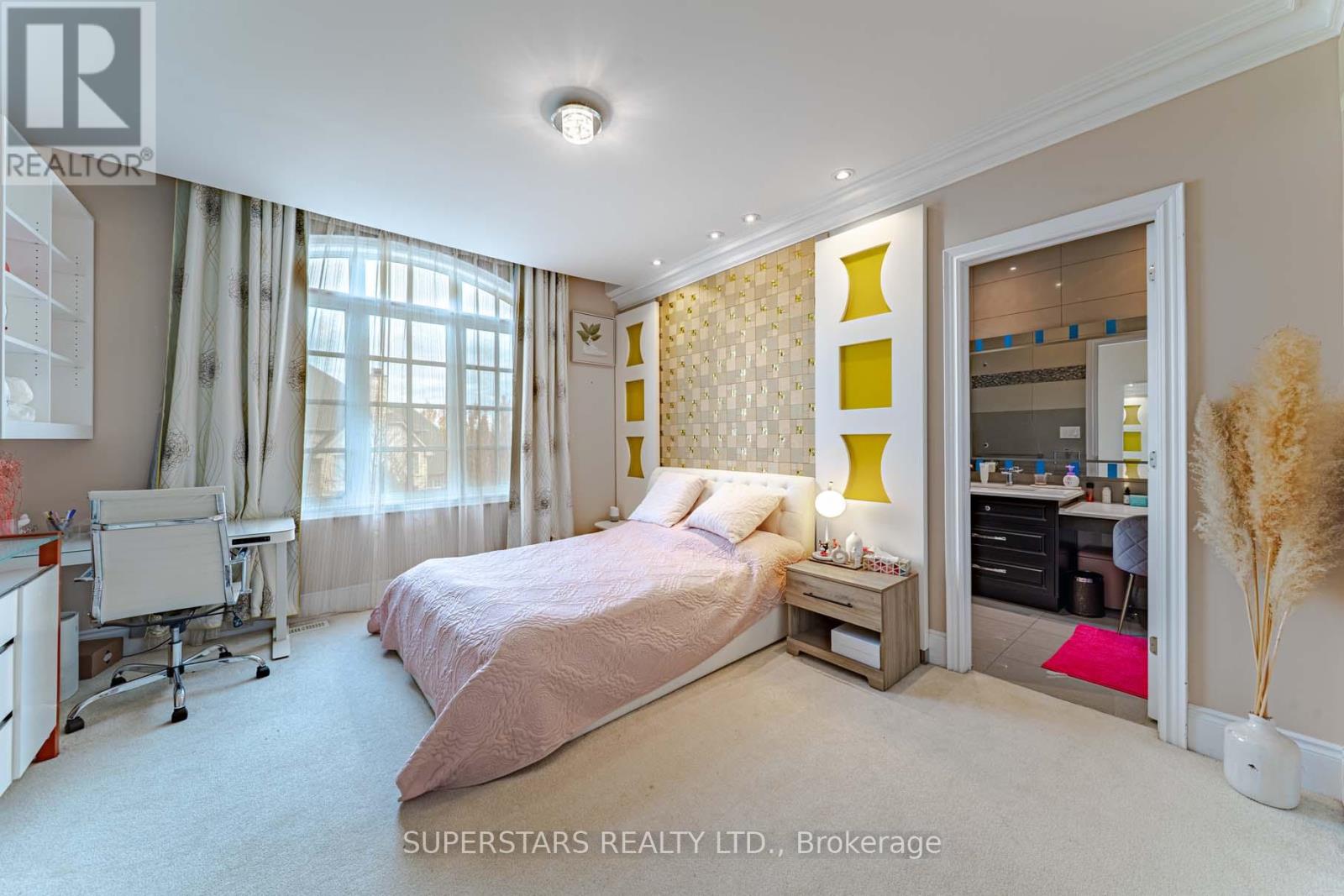 19 Royal County Down Crescent, Markham, Ontario  L6C 0K1 - Photo 19 - N12842950