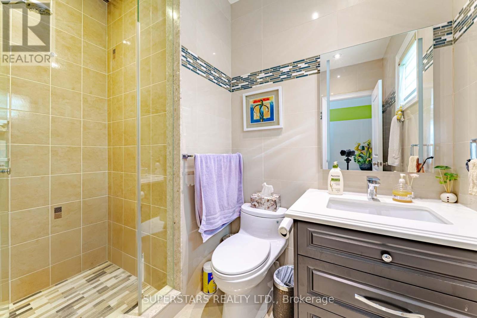 19 Royal County Down Crescent, Markham, Ontario  L6C 0K1 - Photo 29 - N12842950