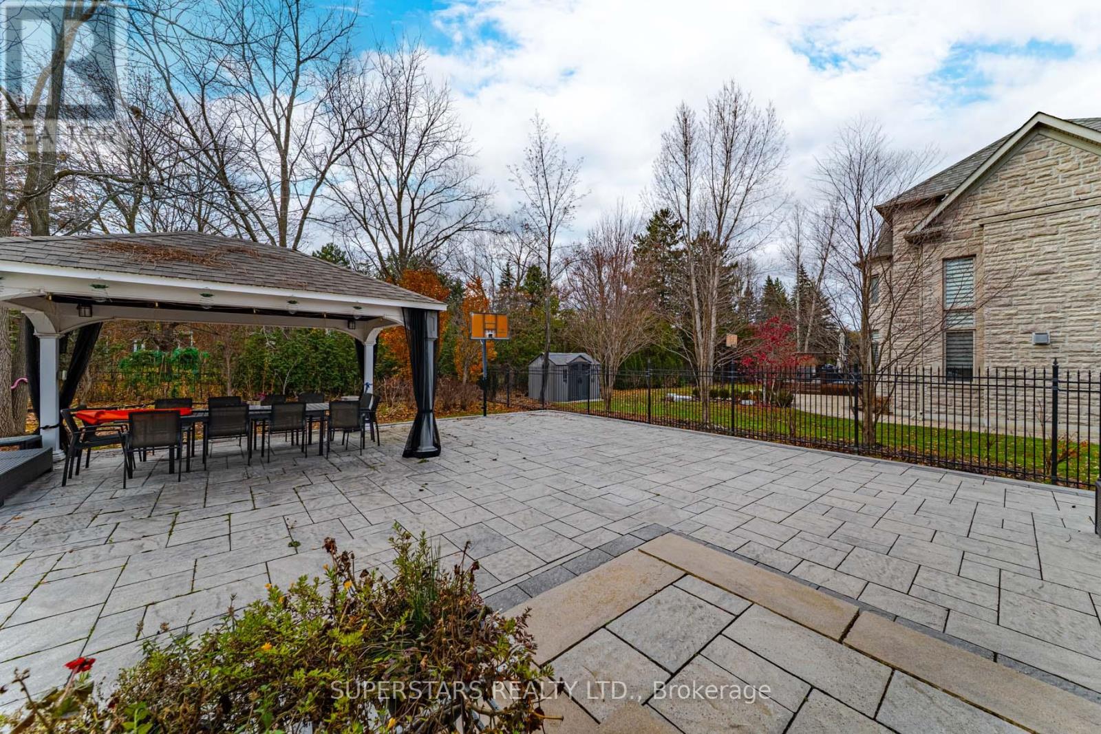 19 Royal County Down Crescent, Markham, Ontario  L6C 0K1 - Photo 43 - N12842950