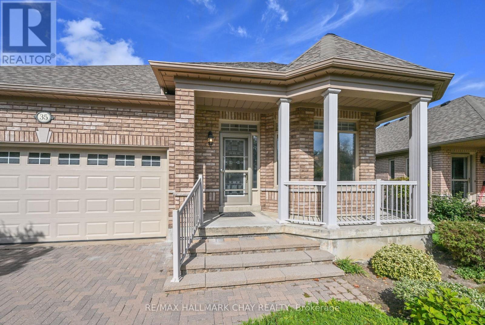 35 Via Amici, New Tecumseth, Ontario  L9R 2C2 - Photo 3 - N12842990