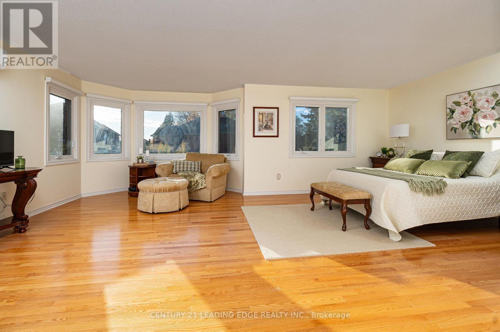 207 Larkin Avenue, Markham (Markham Village), Ontario  L3P 4Y7 - Photo 14 - N12843002