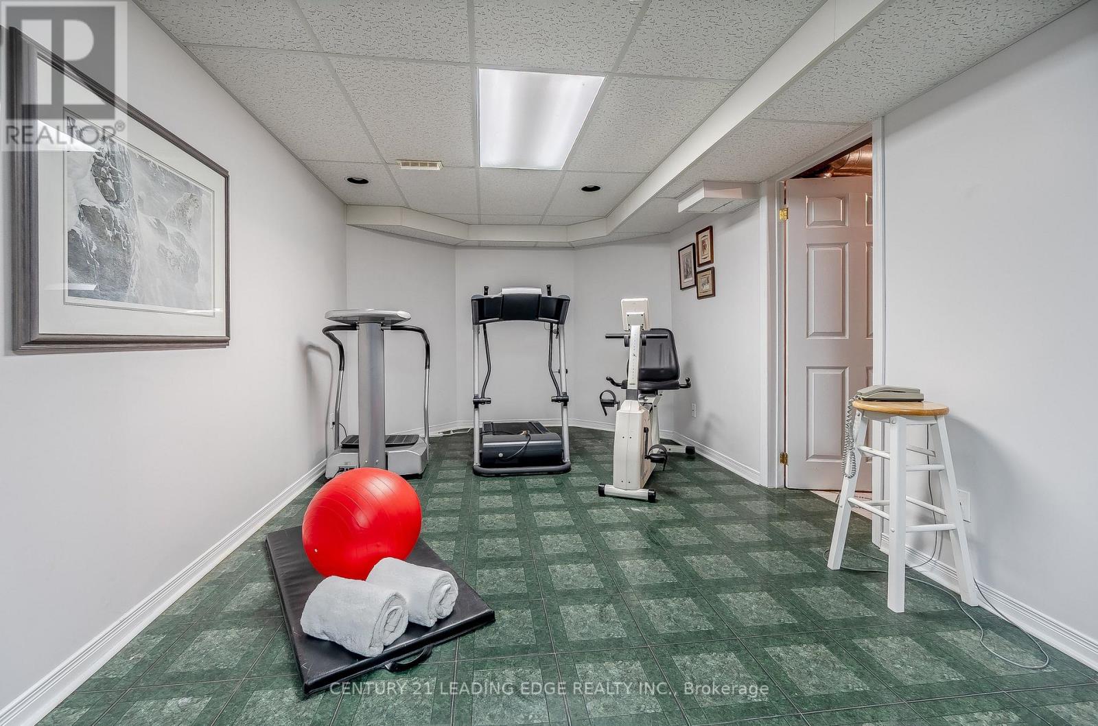 207 Larkin Avenue, Markham (Markham Village), Ontario  L3P 4Y7 - Photo 29 - N12843002