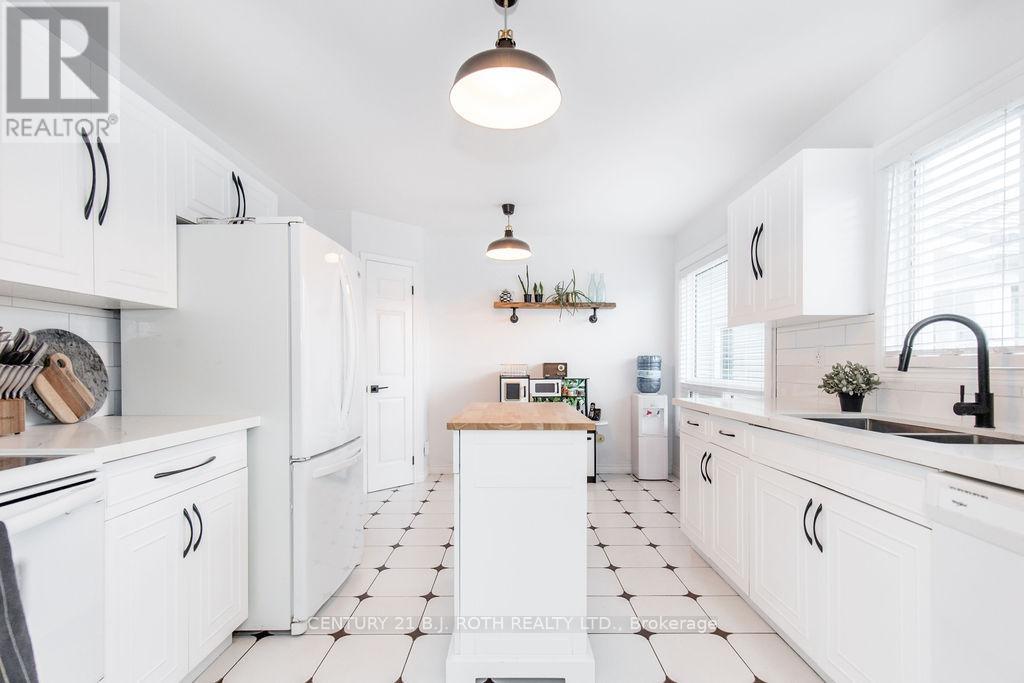 782 Chestnut Street, Innisfil, Ontario  L9S 2H9 - Photo 14 - N12843004