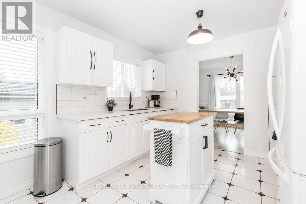 782 Chestnut Street, Innisfil, Ontario  L9S 2H9 - Photo 15 - N12843004