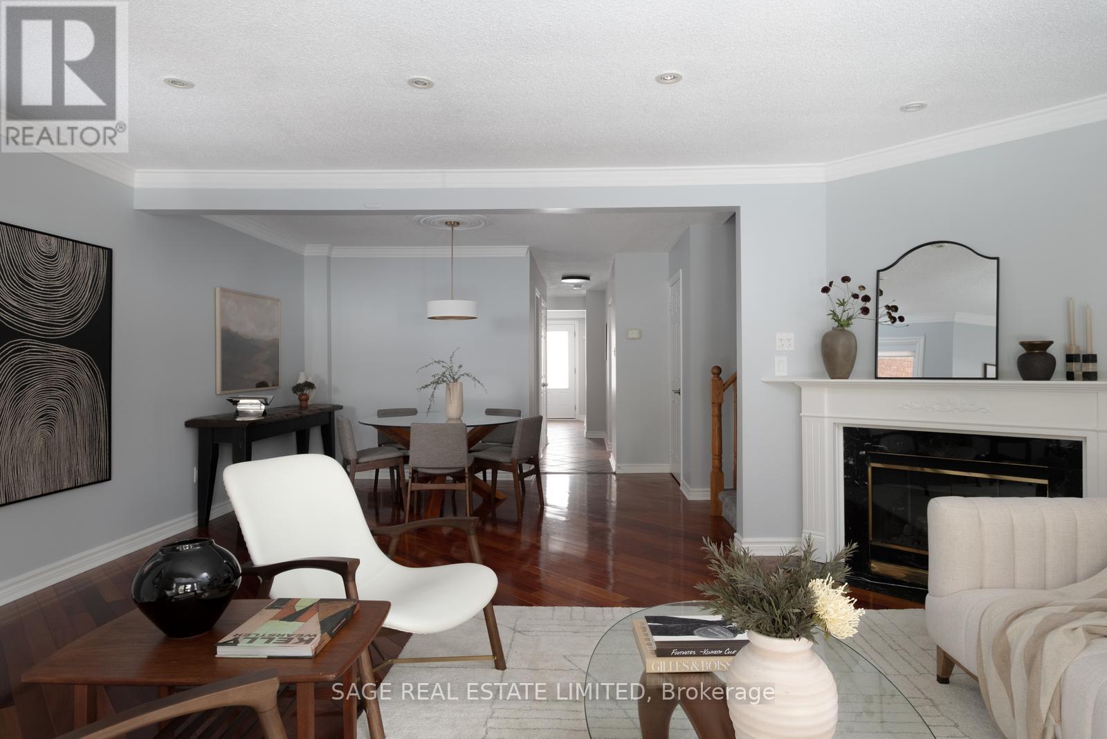 2929 Redbud Avenue, Oakville, Ontario  L6J 7J4 - Photo 11 - W12782452