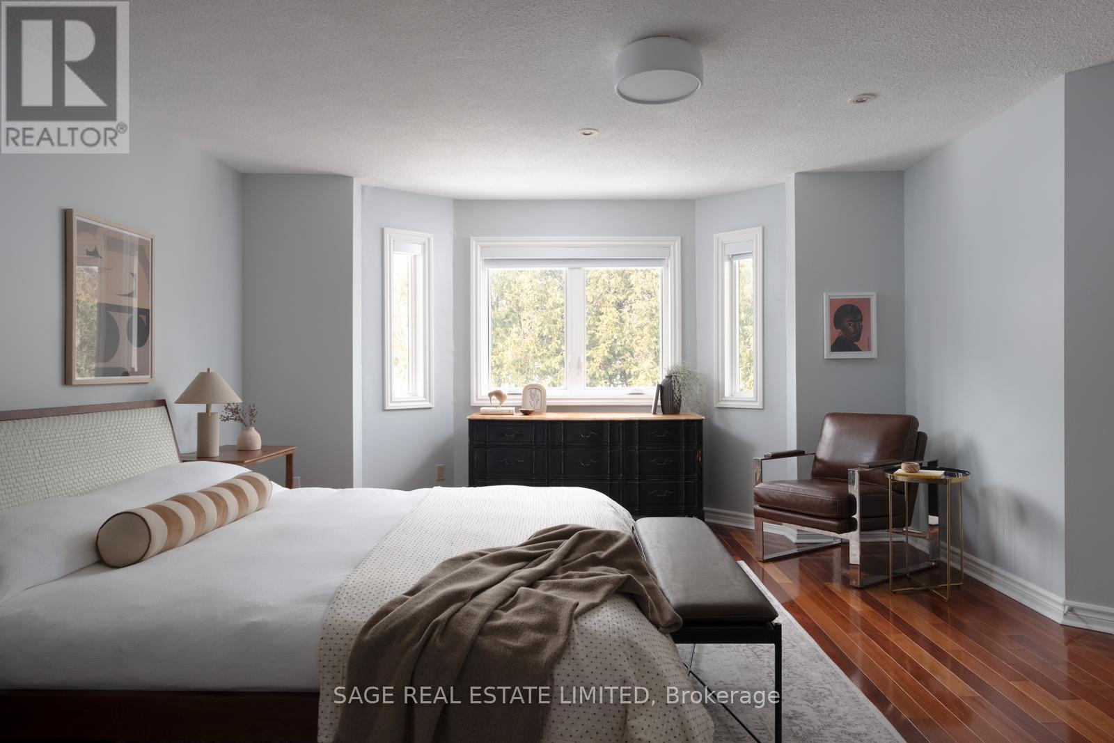 2929 Redbud Avenue, Oakville, Ontario  L6J 7J4 - Photo 22 - W12782452