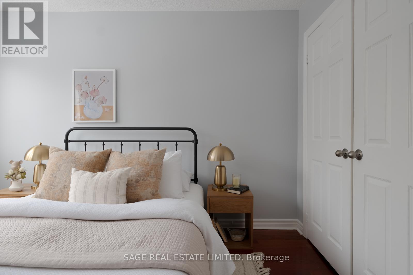 2929 Redbud Avenue, Oakville, Ontario  L6J 7J4 - Photo 37 - W12782452