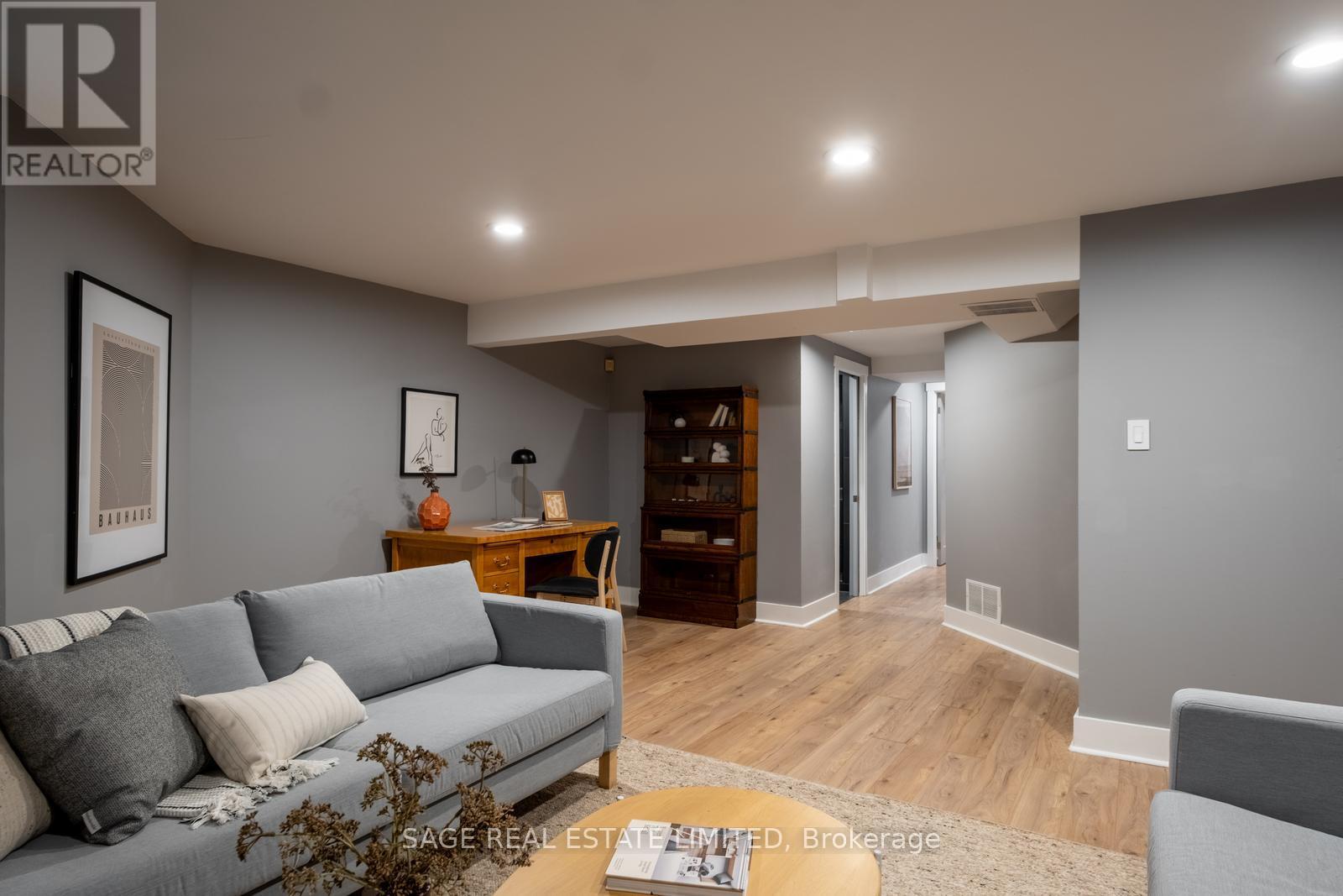 2929 Redbud Avenue, Oakville, Ontario  L6J 7J4 - Photo 39 - W12782452