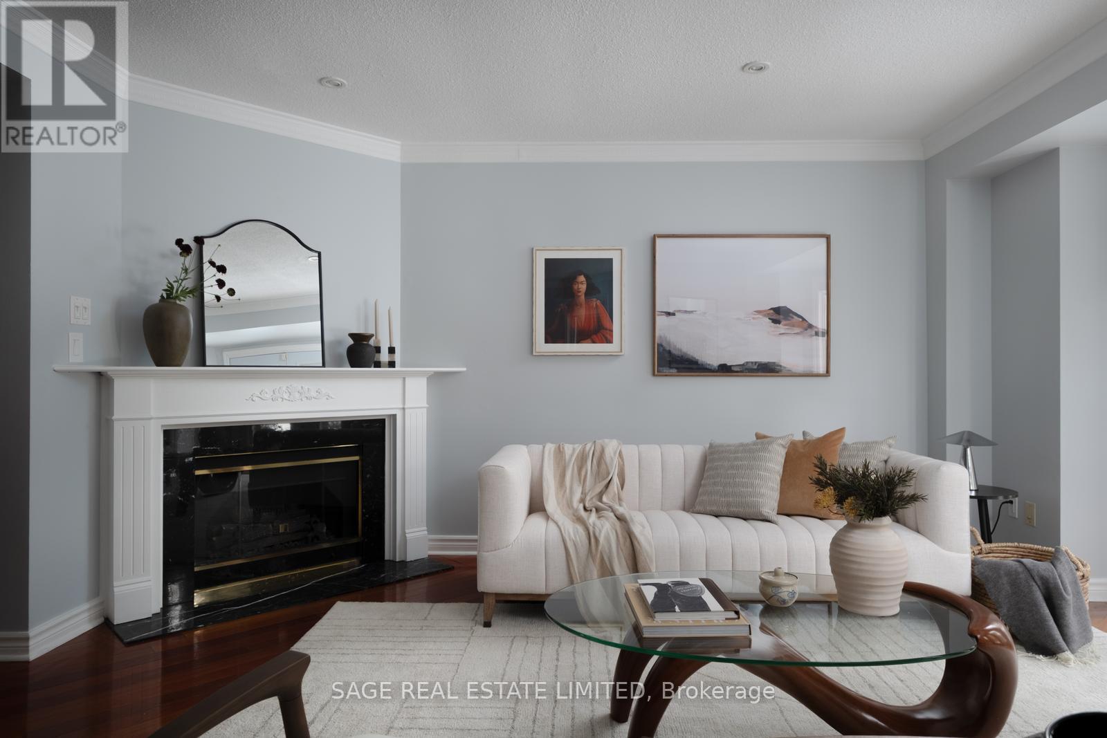 2929 Redbud Avenue, Oakville, Ontario  L6J 7J4 - Photo 9 - W12782452