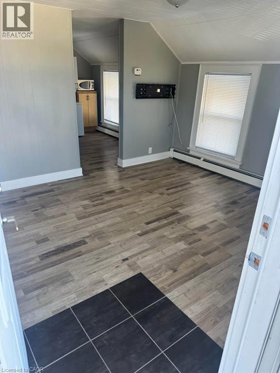 324 Ridgeway Road Unit# 3, Fort Erie, Ontario  L0S 1B0 - Photo 3 - 40809362