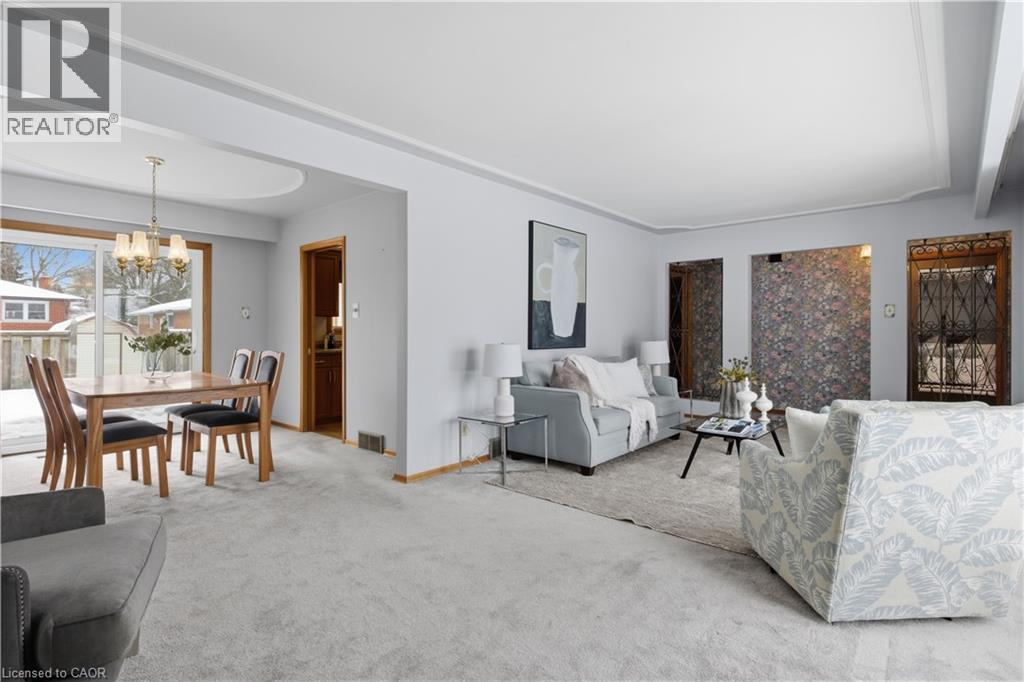 15 Confederation Drive, Kitchener, Ontario  N2B 2X3 - Photo 12 - 40809143