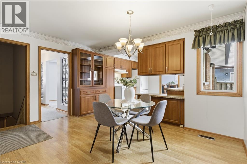 15 Confederation Drive, Kitchener, Ontario  N2B 2X3 - Photo 20 - 40809143