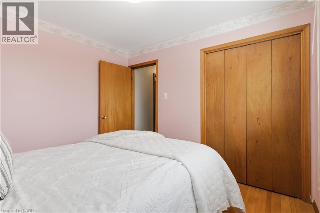 15 Confederation Drive, Kitchener, Ontario  N2B 2X3 - Photo 26 - 40809143