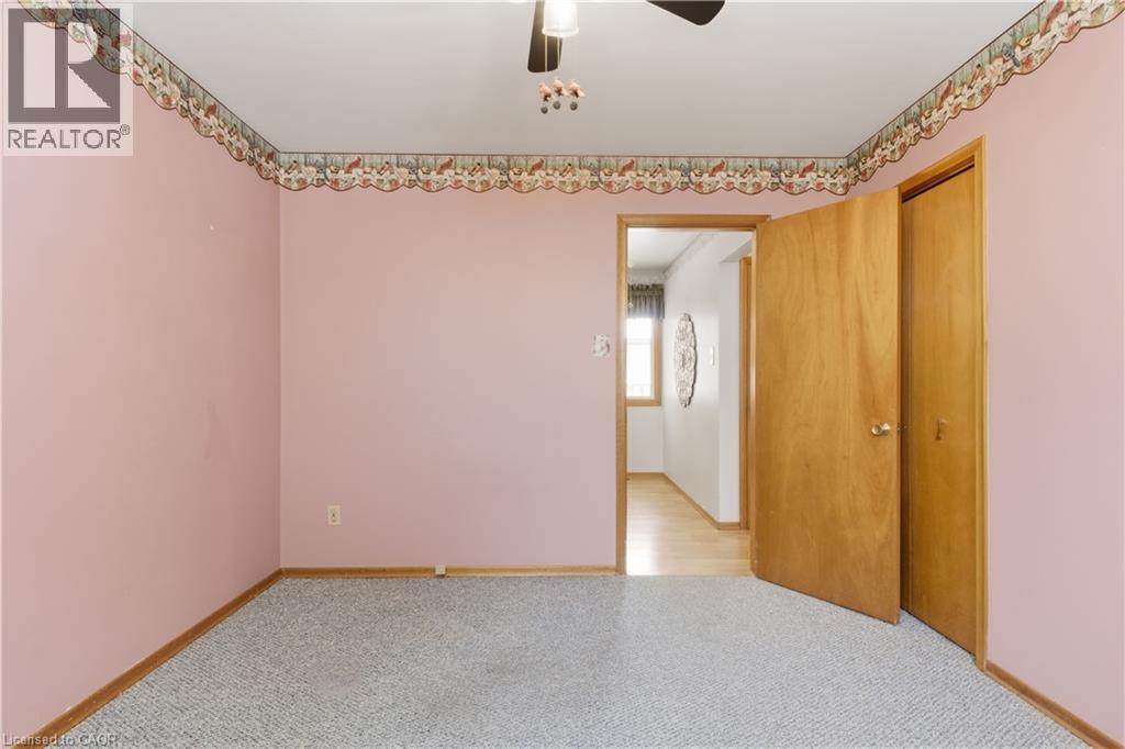 15 Confederation Drive, Kitchener, Ontario  N2B 2X3 - Photo 28 - 40809143