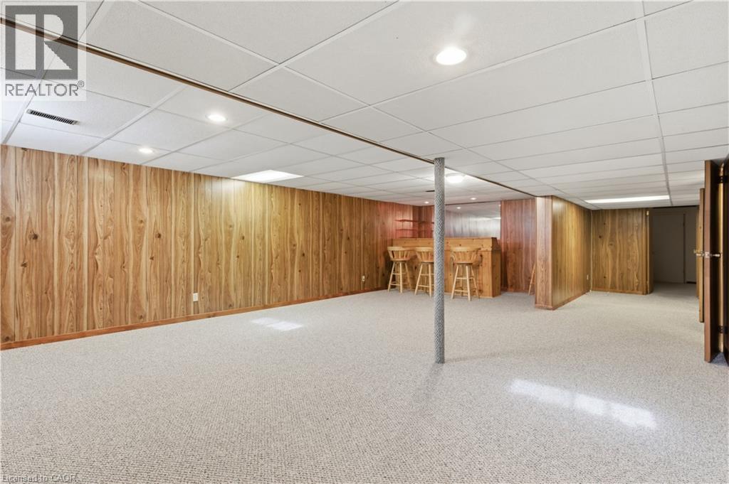 15 Confederation Drive, Kitchener, Ontario  N2B 2X3 - Photo 33 - 40809143