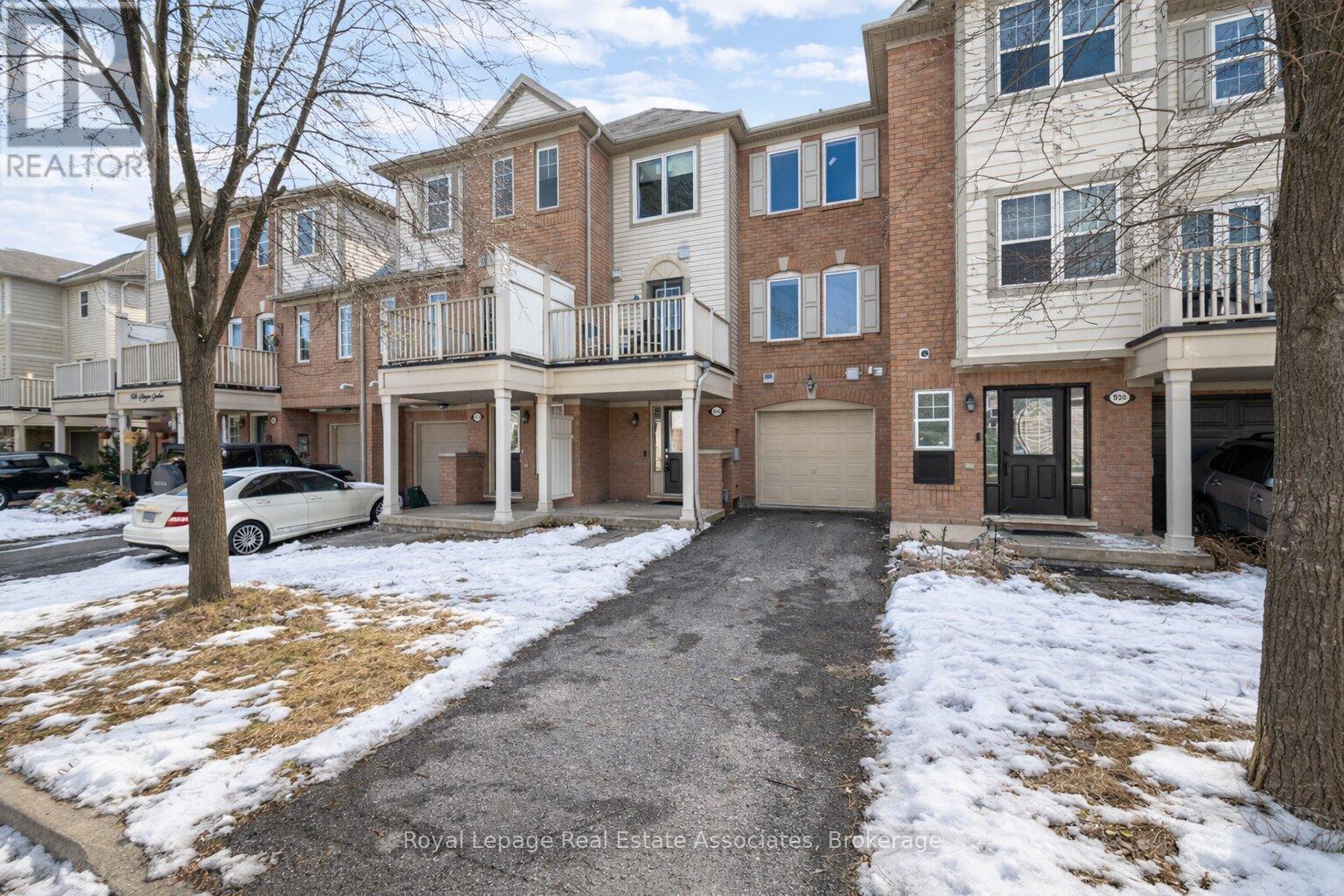 932 Burgess Gardens, Milton, Ontario  L9T 0K8 - Photo 1 - W12843032