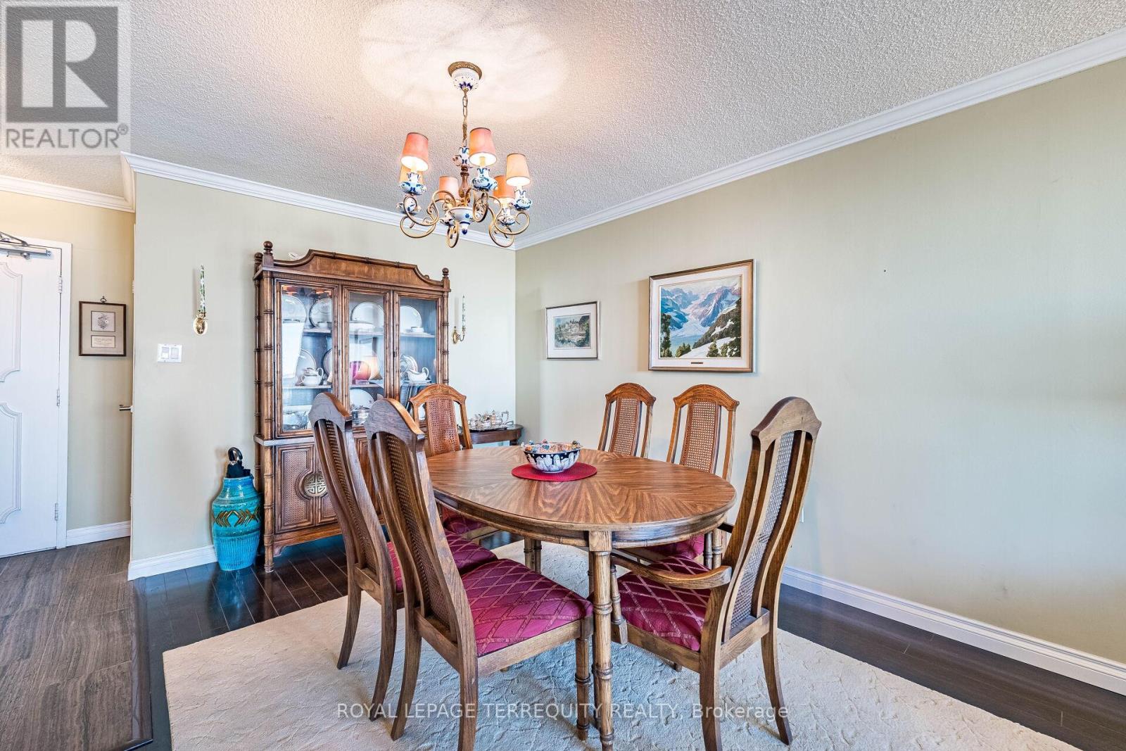 1907 - 812 Burnhamthorpe Road, Toronto, Ontario  M9C 4W1 - Photo 11 - W12843040