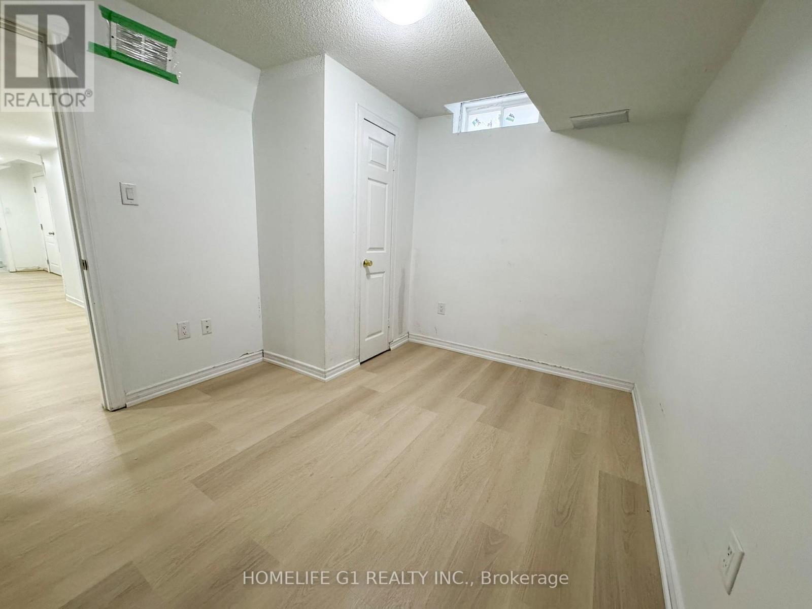 7 Bryony Road, Brampton, Ontario  L7A 0G2 - Photo 11 - W12843050