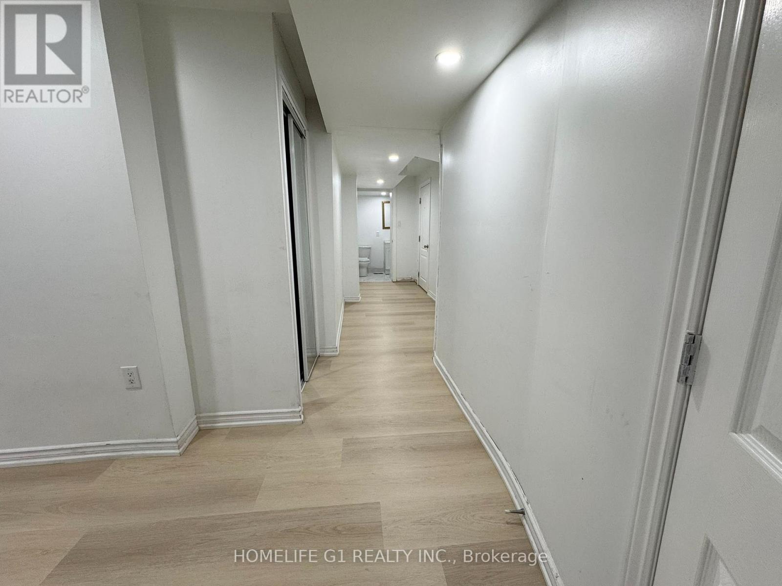 7 Bryony Road, Brampton, Ontario  L7A 0G2 - Photo 12 - W12843050