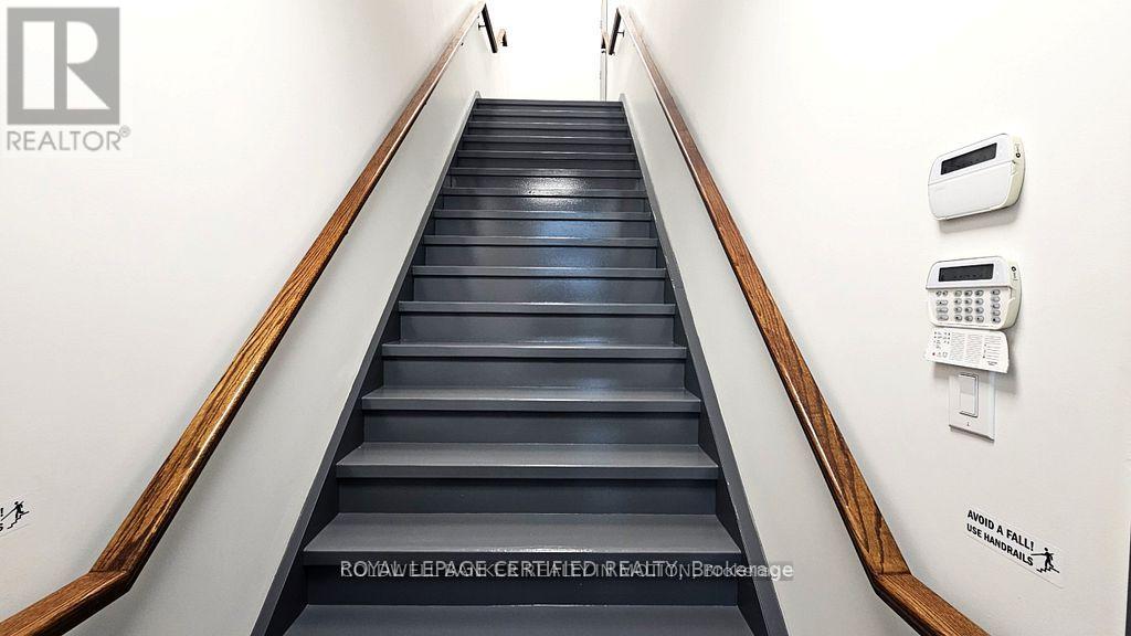 115 - 1660 North Service Road, Oakville, Ontario  L6H 7G3 - Photo 7 - W12843054