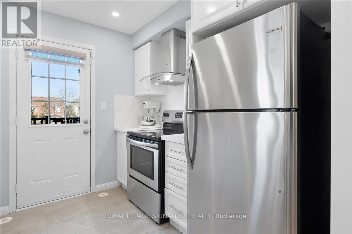 934 Ambroise Crescent, Milton, Ontario  L9T 0M3 - Photo 15 - W12843088