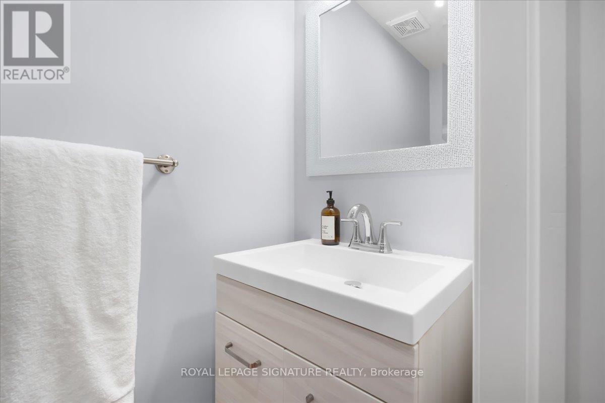 934 Ambroise Crescent, Milton, Ontario  L9T 0M3 - Photo 16 - W12843088