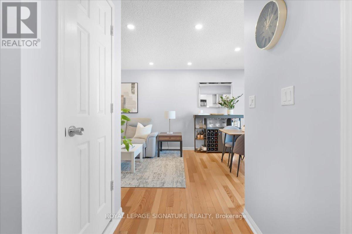 934 Ambroise Crescent, Milton, Ontario  L9T 0M3 - Photo 7 - W12843088