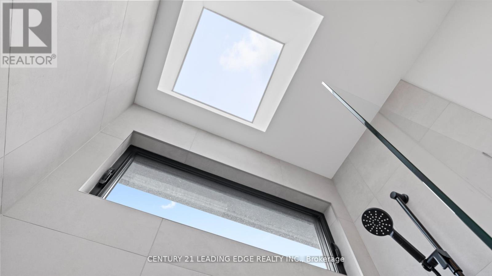 197 Glen Oak Drive N, Oakville (Wo West), Ontario  L6K 2J3 - Photo 36 - W12843096