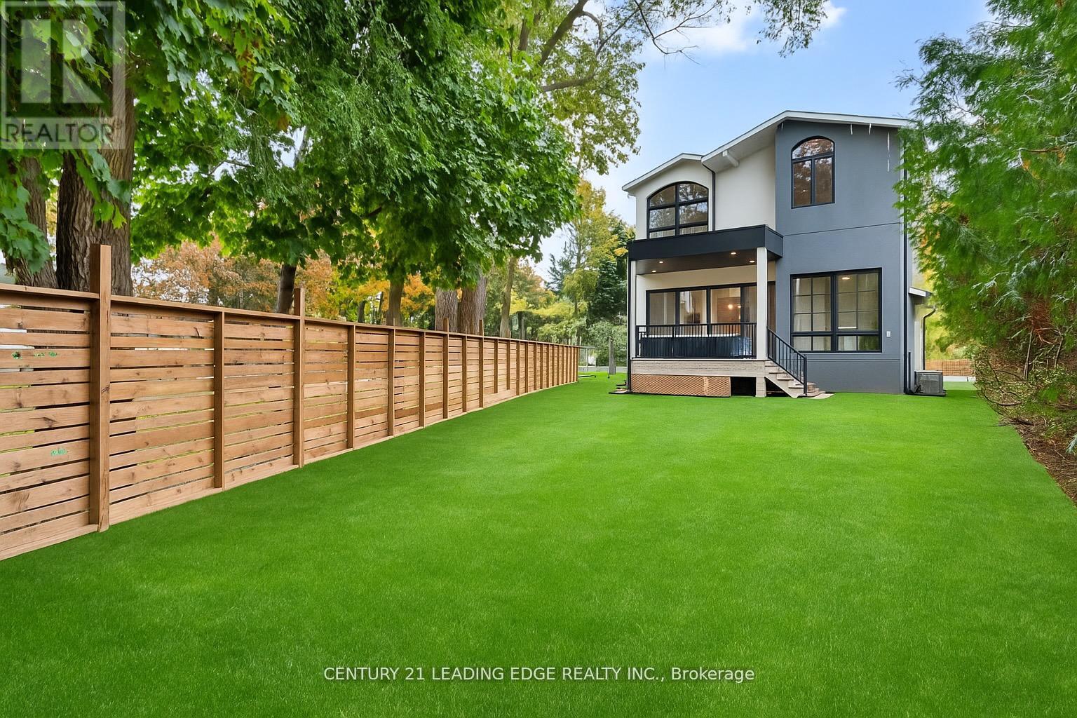 197 Glen Oak Drive N, Oakville (Wo West), Ontario  L6K 2J3 - Photo 40 - W12843096