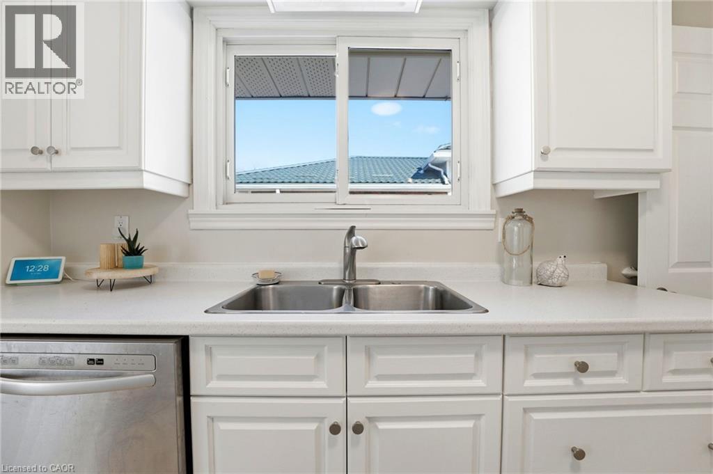 2426 Tait Avenue, Burlington, Ontario  L7P 1H1 - Photo 10 - 40803818