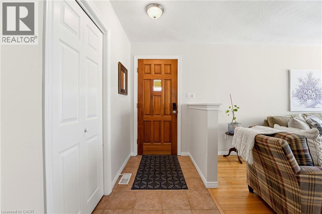 2426 Tait Avenue, Burlington, Ontario  L7P 1H1 - Photo 4 - 40803818