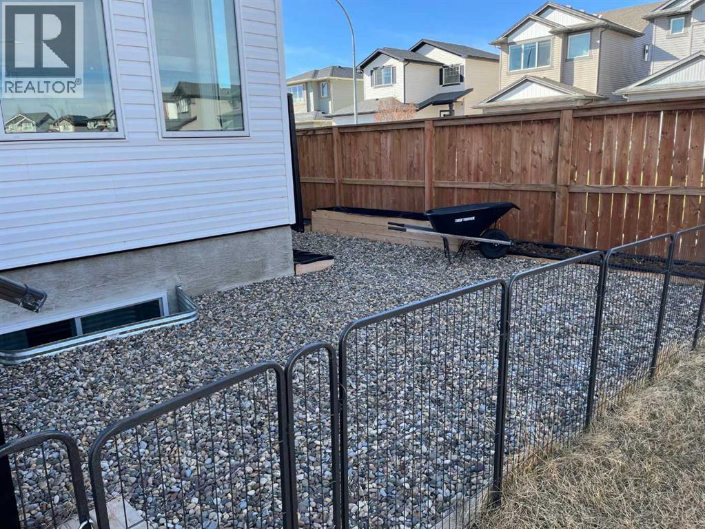 642 Moonlight Lane W, Lethbridge, Alberta  T1J 5M7 - Photo 43 - A2288496