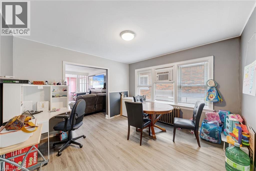 33 Fitzgerald Street, St. Catharines, Ontario  L2R 4B5 - Photo 9 - 40799117