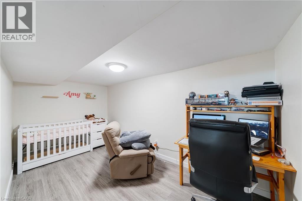 33 Fitzgerald Street, St. Catharines, Ontario  L2R 4B5 - Photo 44 - 40799117