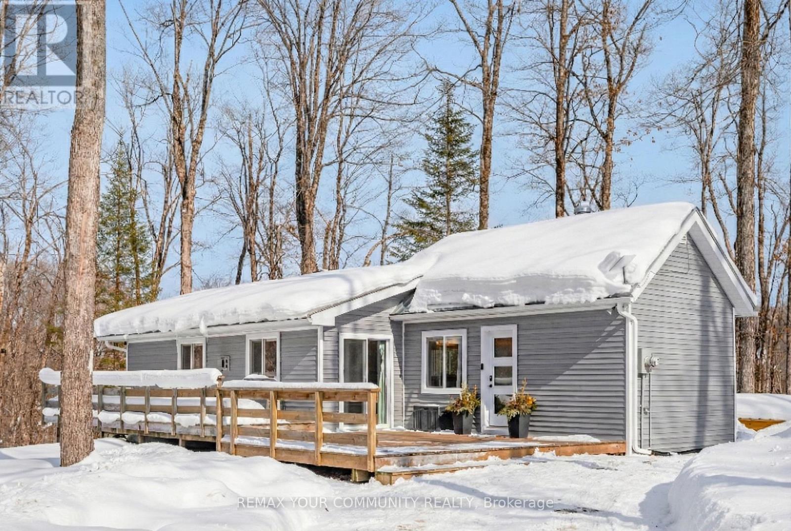 1534 SALERNO LAKE ROAD, Highlands East, Ontario