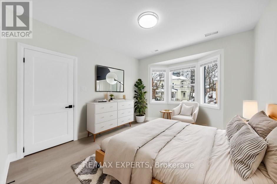 124 Church Street, Kitchener, Ontario  N2G 2S4 - Photo 22 - X12842994