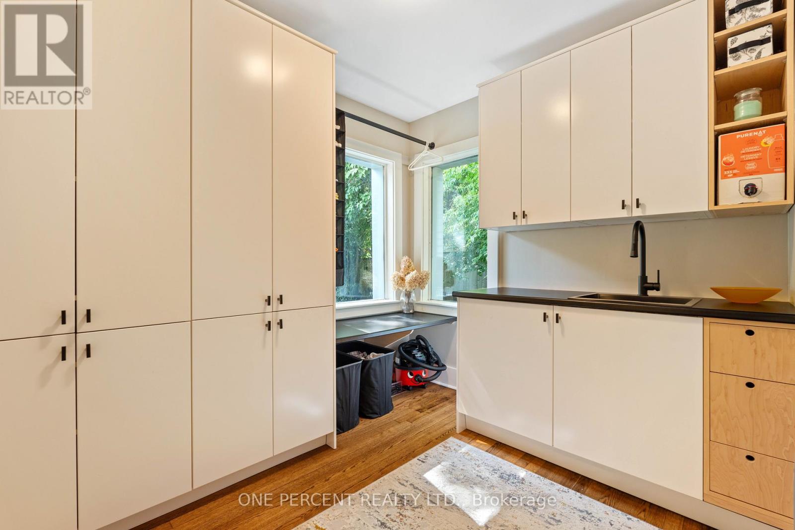 18 Stanley Street, Prince Edward County, Ontario  K0K 1G0 - Photo 17 - X12843000