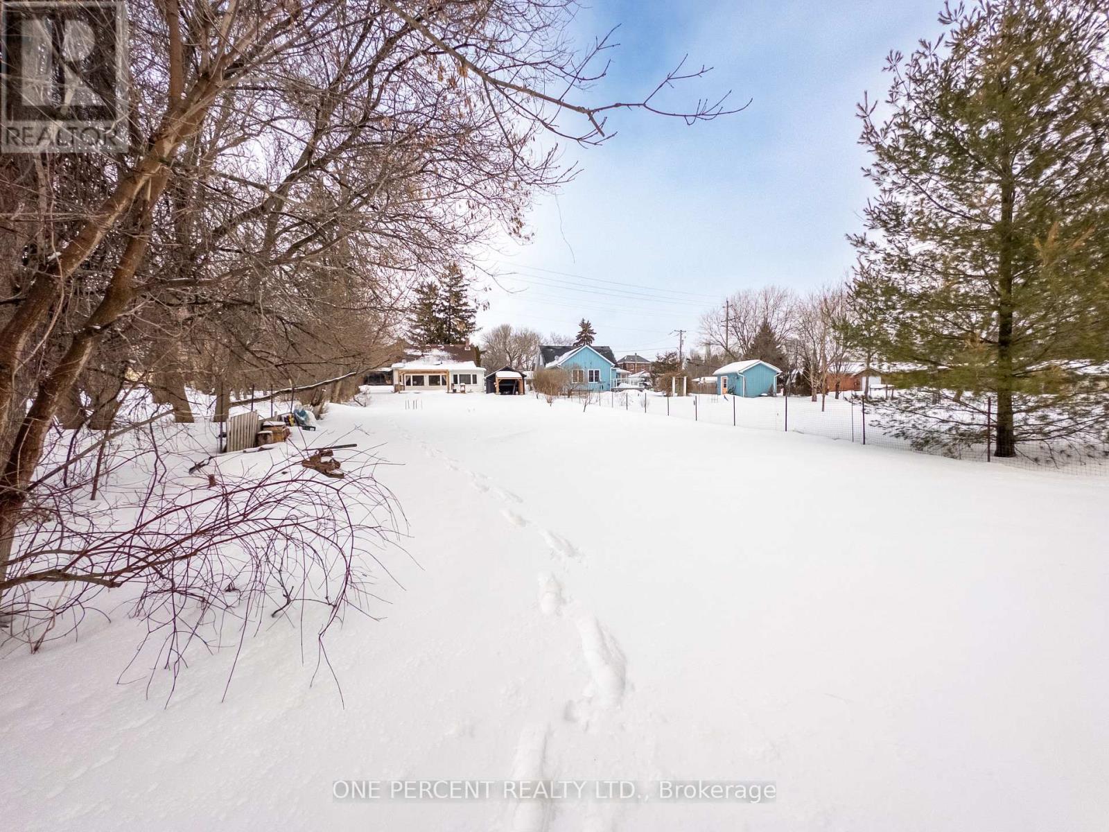 18 Stanley Street, Prince Edward County, Ontario  K0K 1G0 - Photo 34 - X12843000