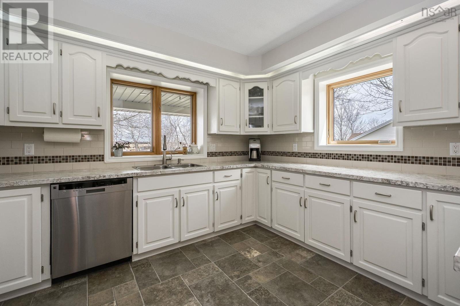 59 Poplar Drive, Lantz, Nova Scotia  B2S 1X4 - Photo 8 - 202603606