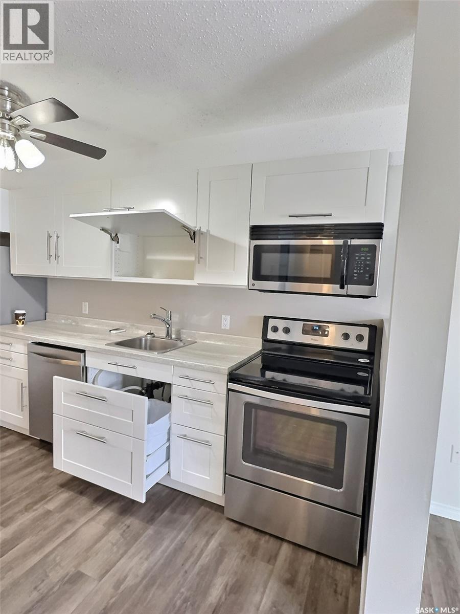 104 306 Perkins Street, Estevan, Saskatchewan  S4A 2K1 - Photo 5 - SK029658