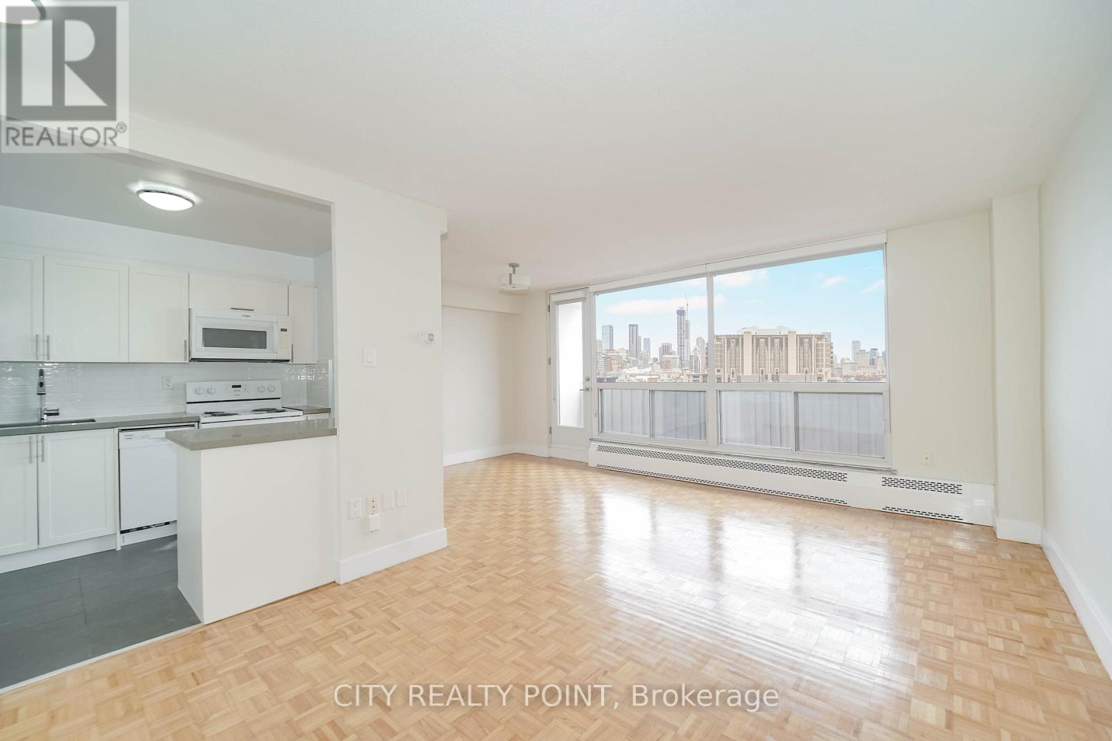 1010 - 666 Spadina Avenue, Toronto (University), Ontario  M5S 2H8 - Photo 4 - C12730702