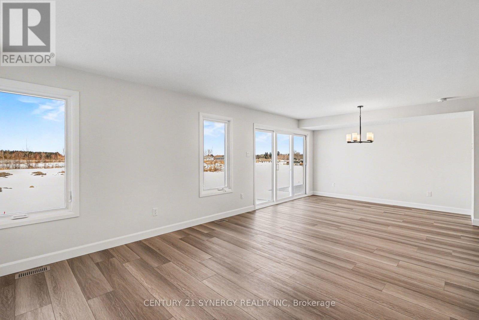 73 Villeneuve Street, North Stormont, Ontario  K0C 1W0 - Photo 18 - X12841888