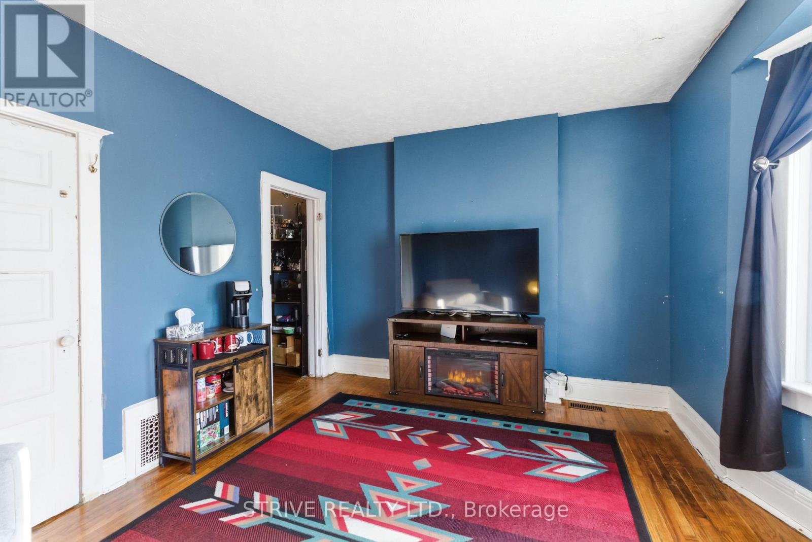 747 Gladstone Avenue, Toronto, Ontario  M6H 3J5 - Photo 10 - W12843330